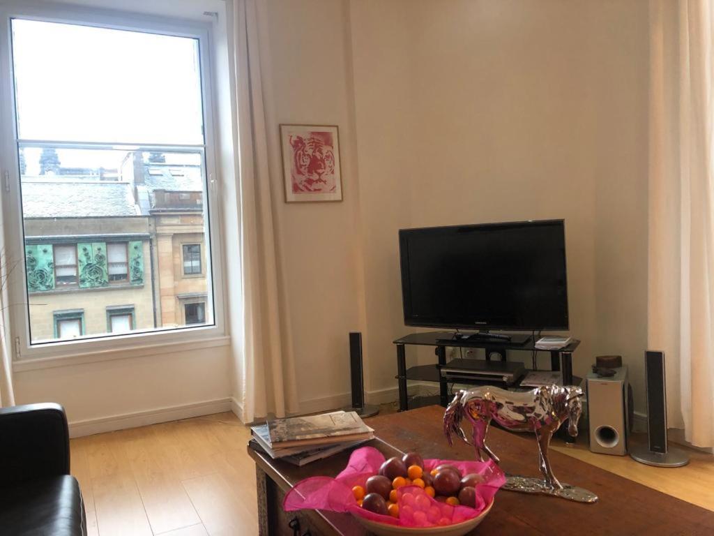 Comfy Two Bedroom Apartment Right In The City Centre Γλασκώβη Εξωτερικό φωτογραφία