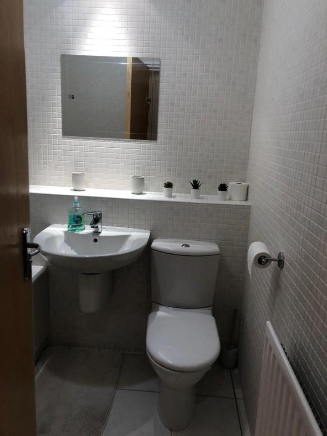 Comfy Two Bedroom Apartment Right In The City Centre Γλασκώβη Εξωτερικό φωτογραφία