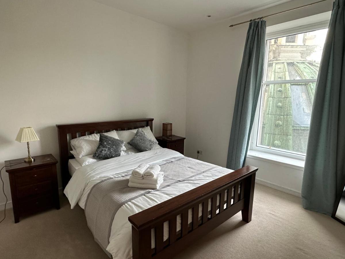 Comfy Two Bedroom Apartment Right In The City Centre Γλασκώβη Εξωτερικό φωτογραφία