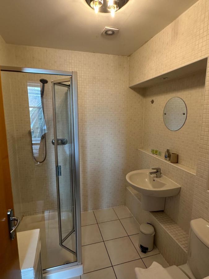 Comfy Two Bedroom Apartment Right In The City Centre Γλασκώβη Εξωτερικό φωτογραφία